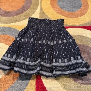 Vineyard Vines Black White Pattern Tiered Ruffle Skirt High Waisted Women’s XS